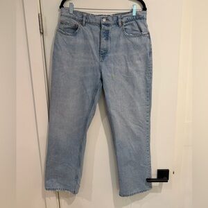 Zara Women’s Straight Jeans in Light Blue